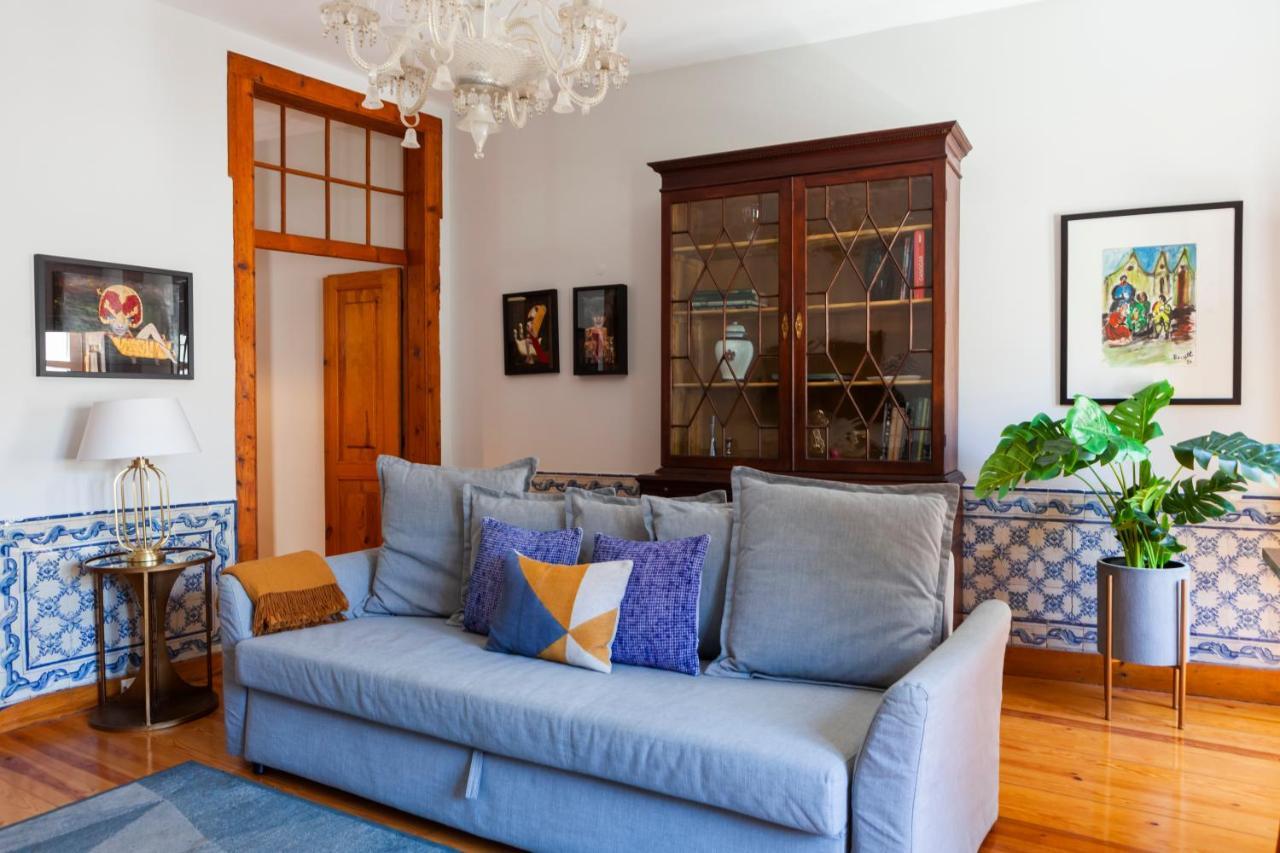 Alfama Terrace Apartment With Authentic XVIII Tiles And Historic Notes 3 Bedrooms & 2 Bathrooms Ac ลิสบอน ภายนอก รูปภาพ