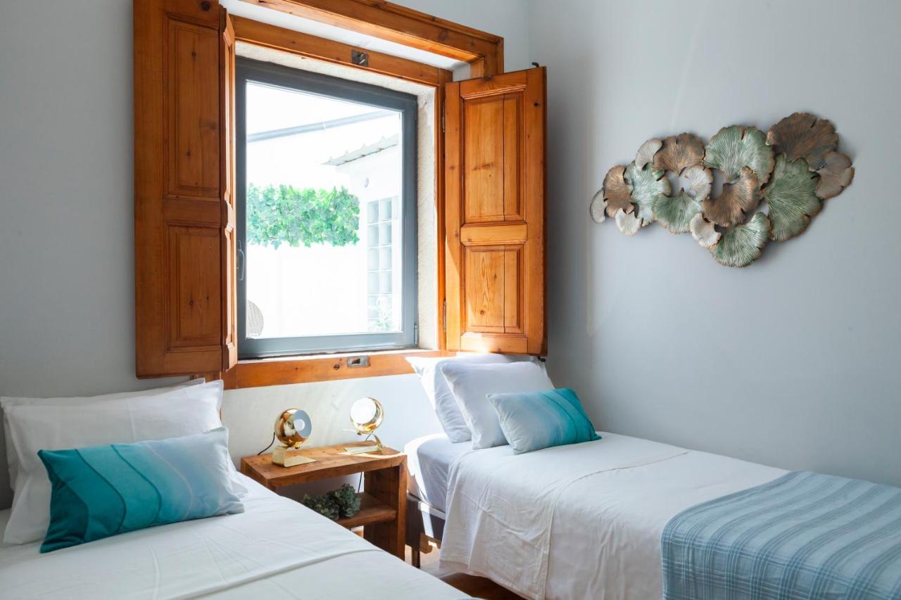 Alfama Terrace Apartment With Authentic XVIII Tiles And Historic Notes 3 Bedrooms & 2 Bathrooms Ac ลิสบอน ภายนอก รูปภาพ